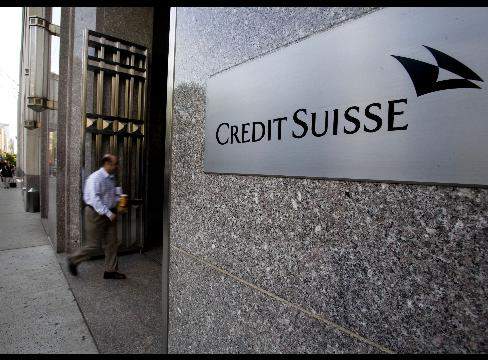 Credit Suisse slashes Singapore asset management roles