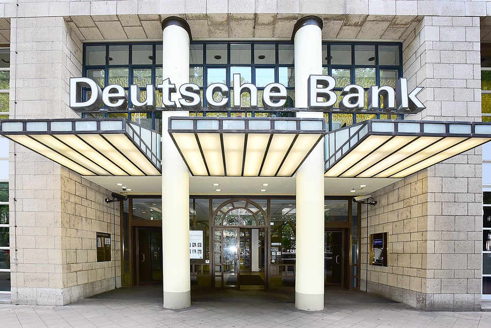 Deutsche Bank posts another quarterly profit; slashes Russian credit exposures