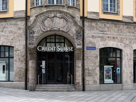 Credit Suisse lowers bonus pool by around 10%